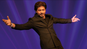 Shah Rukh Khan Age, Height, Wife, Family, Religion Bio & More