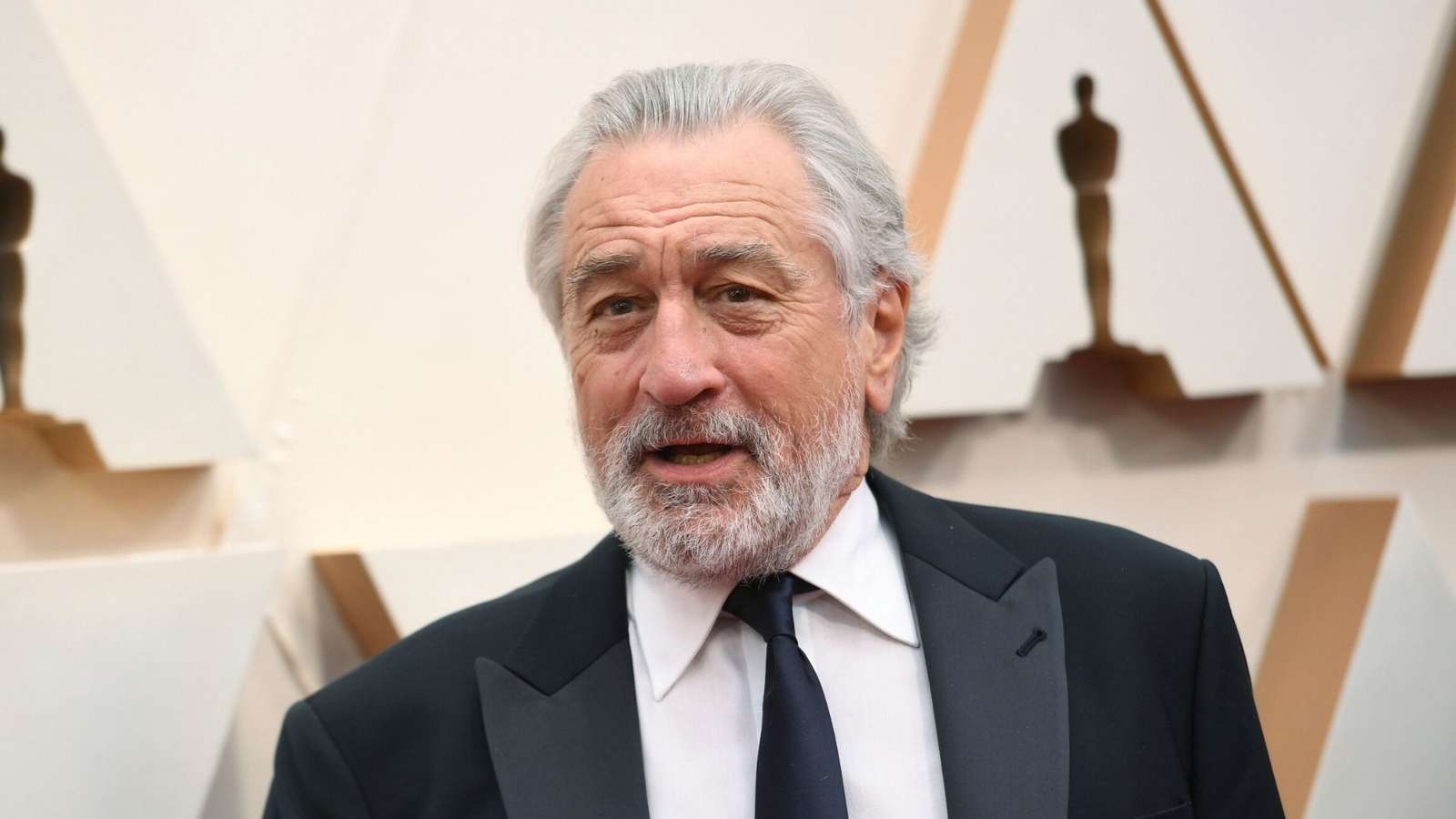 Robert De Niro Age, Height, Biography, Religion, Wife, Family, Networth and More