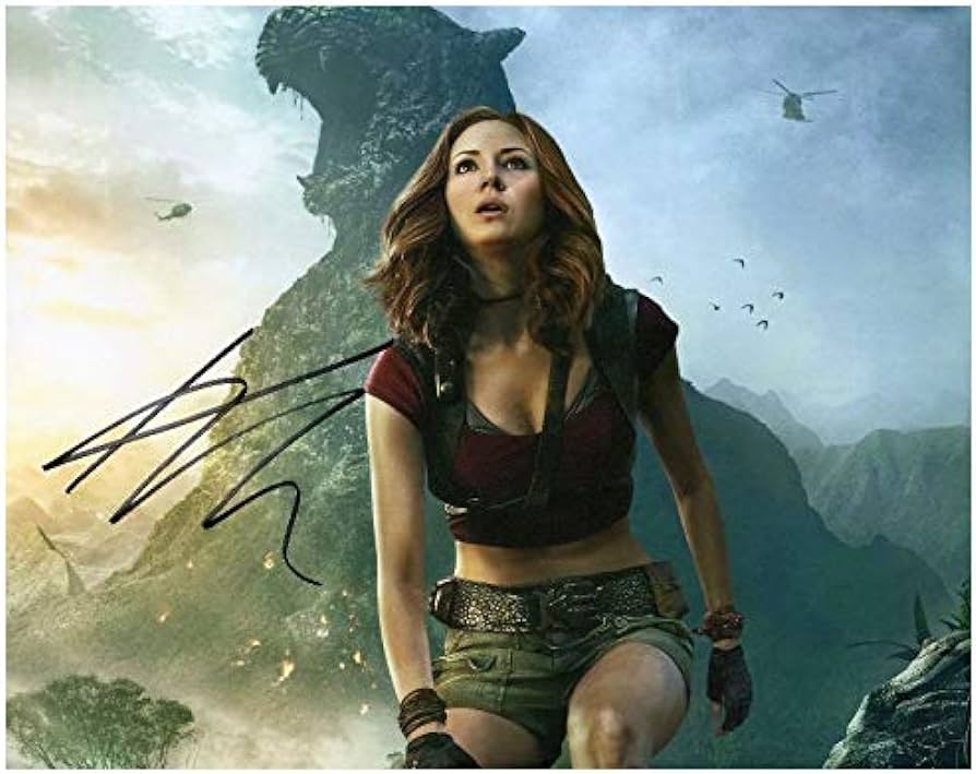 Karen Gillan Autograph