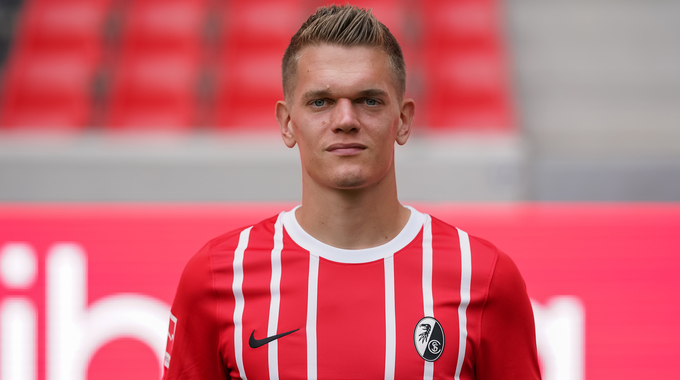 Matthias Ginter Age, Height, Net Worth, Religion, Girlfriend, Family Bio & More